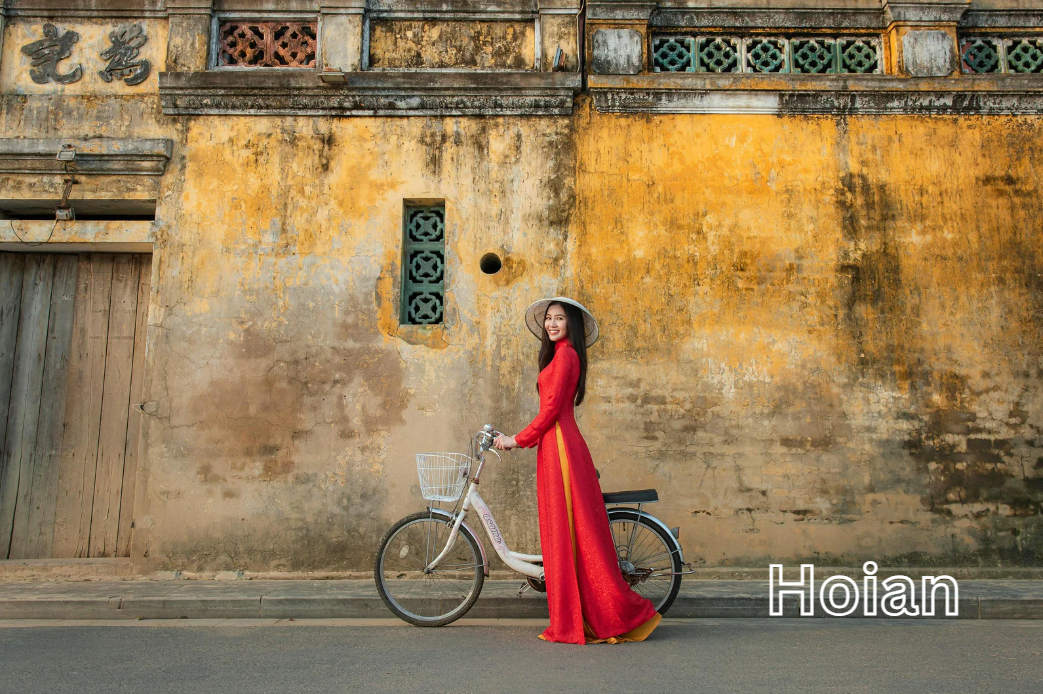 Hoian_in October_November_WorldMateTravel